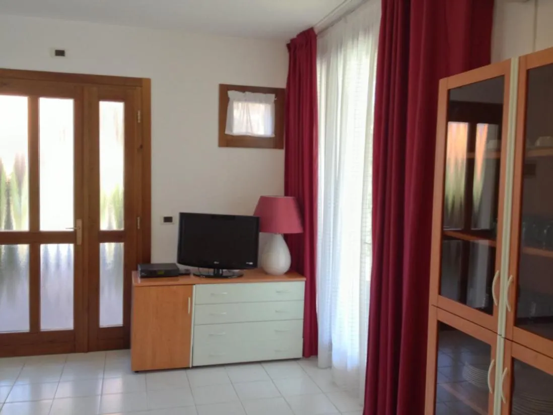 Villa Quadrilocale V4P Albarella Island 0*,  Italie